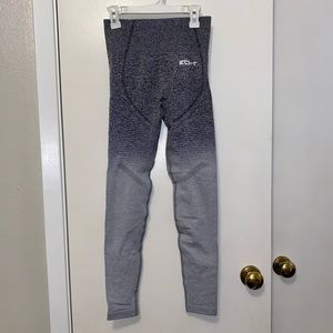 ECHT Arise Ombré Leggings